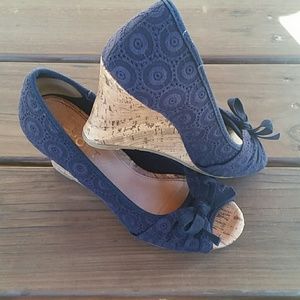Navy wedge shoes